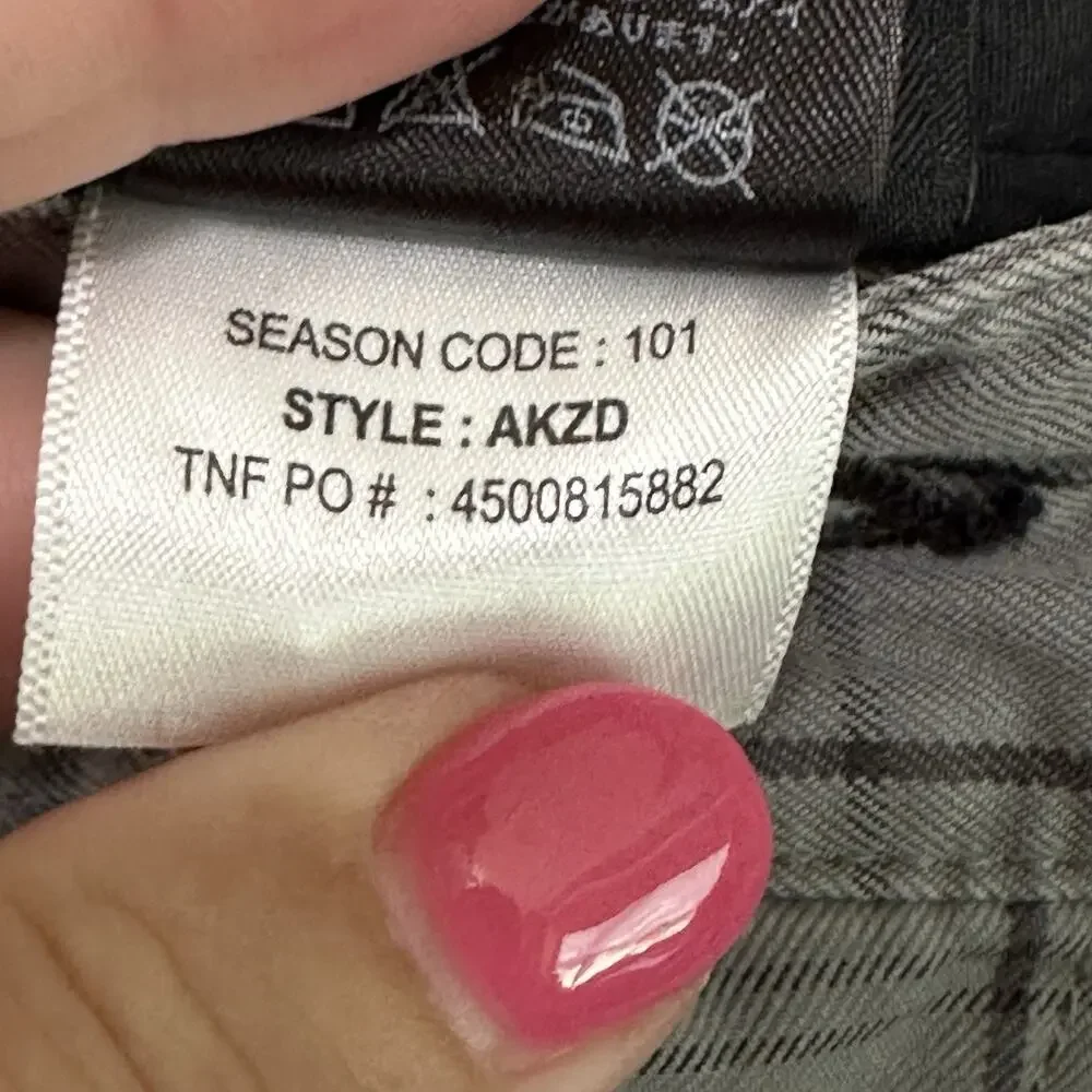 The North Face Shorts Mens‎ 30 Gray Plaid Cargo 11